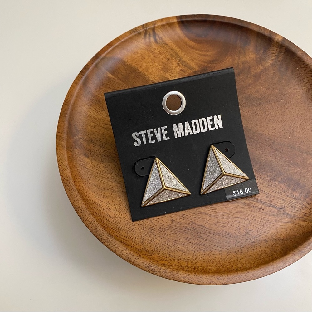 3/$20 Steve Madden Triangle Pyramid Glittery Earrings